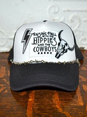 Hippies & Cowboys Black Trucker Hat with Chain NWOT